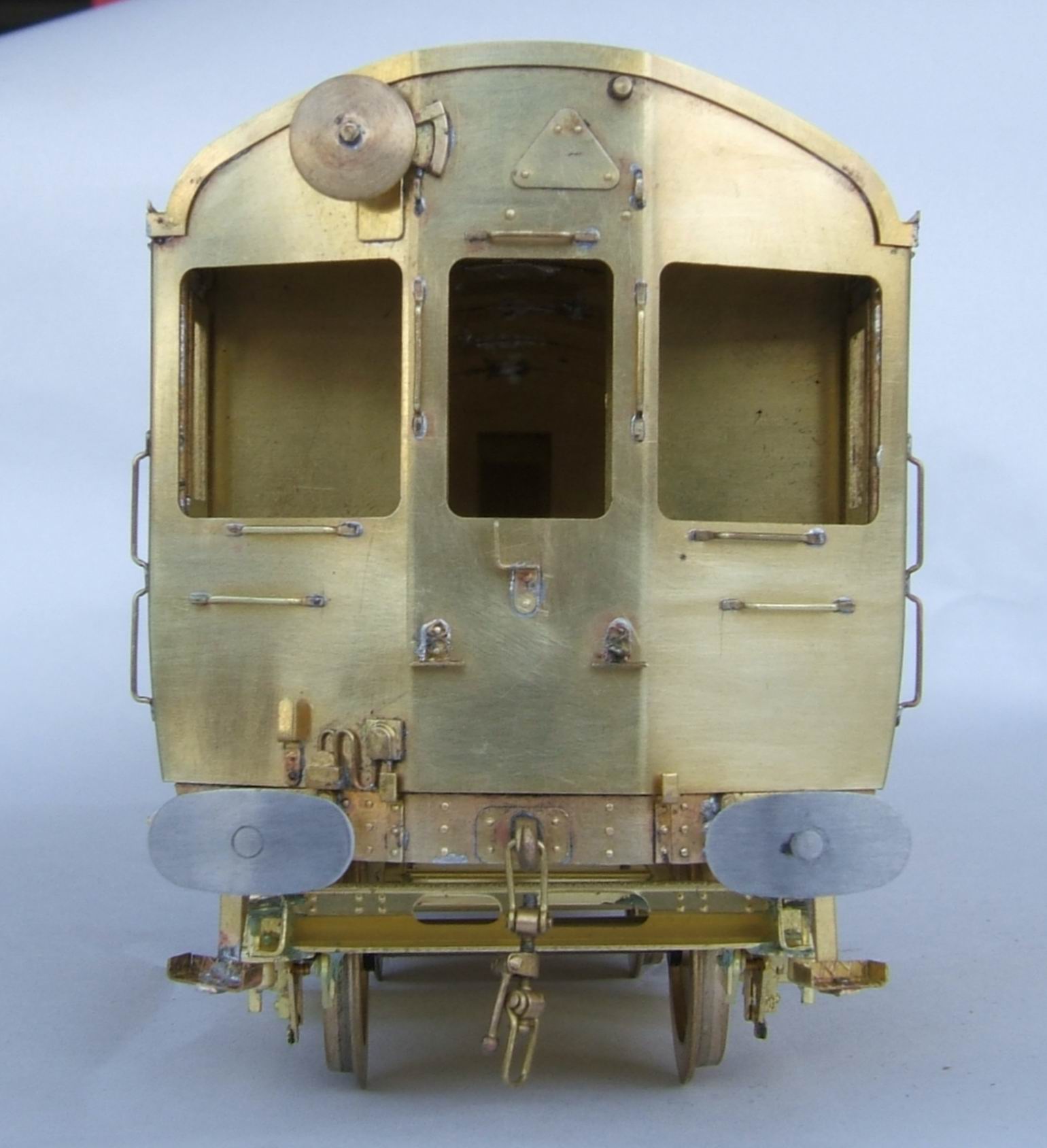 Test sample images of the driving compartment end of the diagram A30 Autocoach